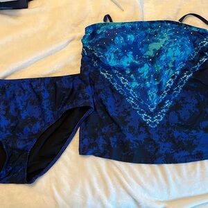Venus tankini size 18